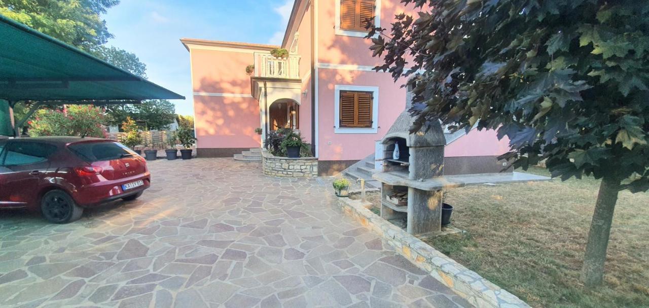 Apartmani Radmila Nova Vas (Porec) Exterior foto