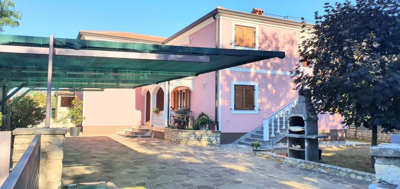 Apartmani Radmila Nova Vas (Porec) Exterior foto