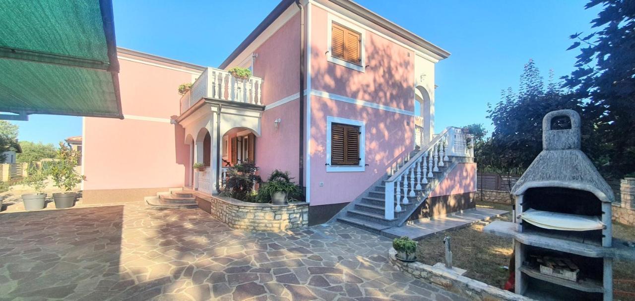 Apartmani Radmila Nova Vas (Porec) Exterior foto