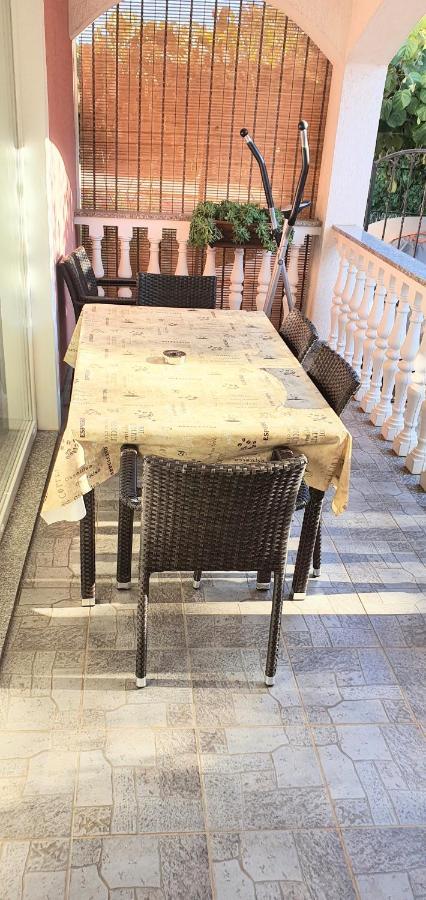 Apartmani Radmila Nova Vas (Porec) Exterior foto