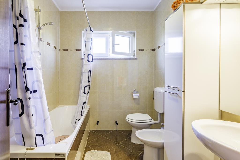 Apartmani Radmila Nova Vas (Porec) Exterior foto